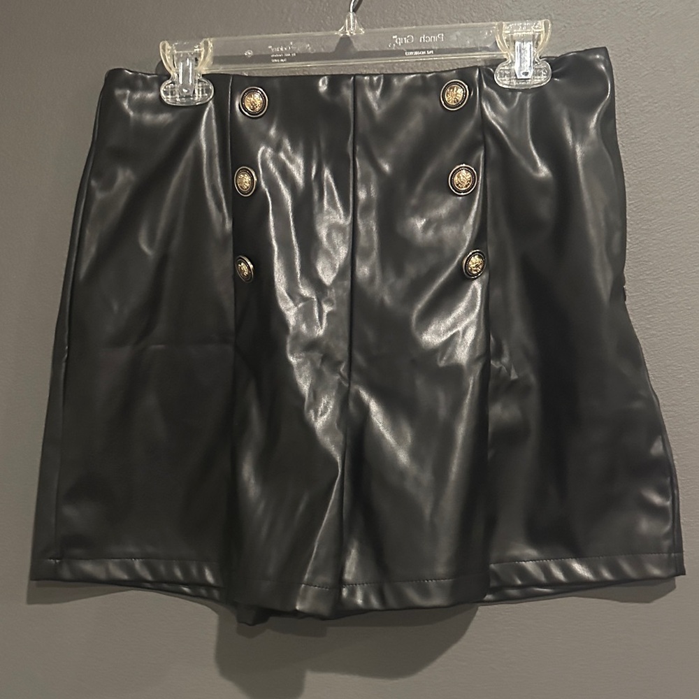 Black Double-Breasted Women's Short